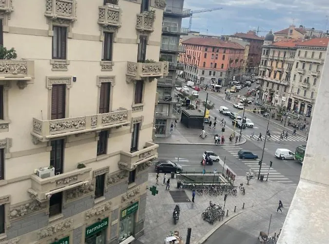 L\'Archè Argentina - the window on the shopping street